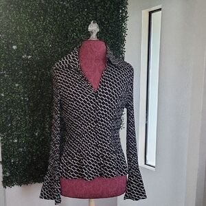 Sunny Taylor Black and White Patterned Blouse